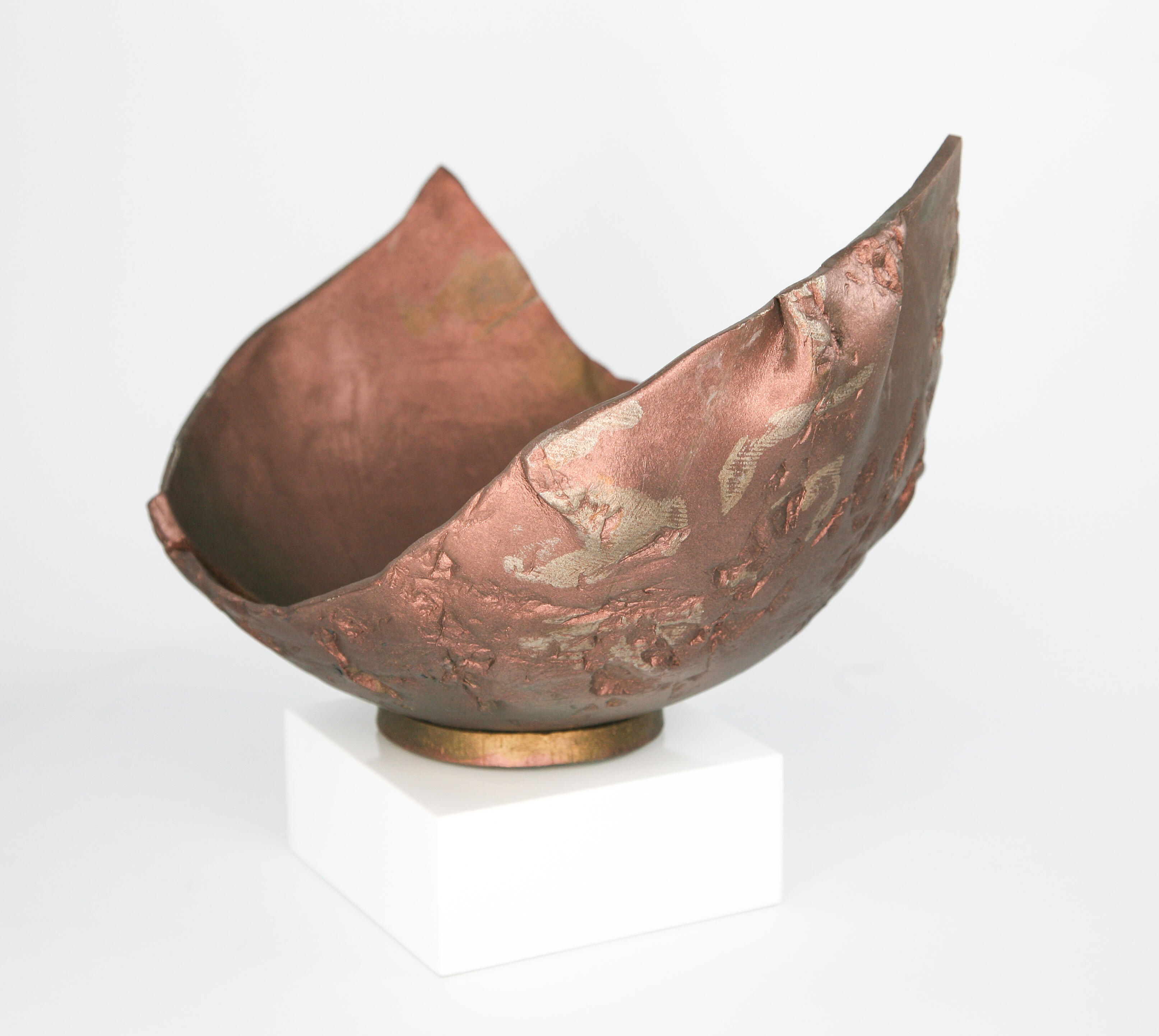 Eternal Crescent 7.5 x 10.5 x 8.5 in